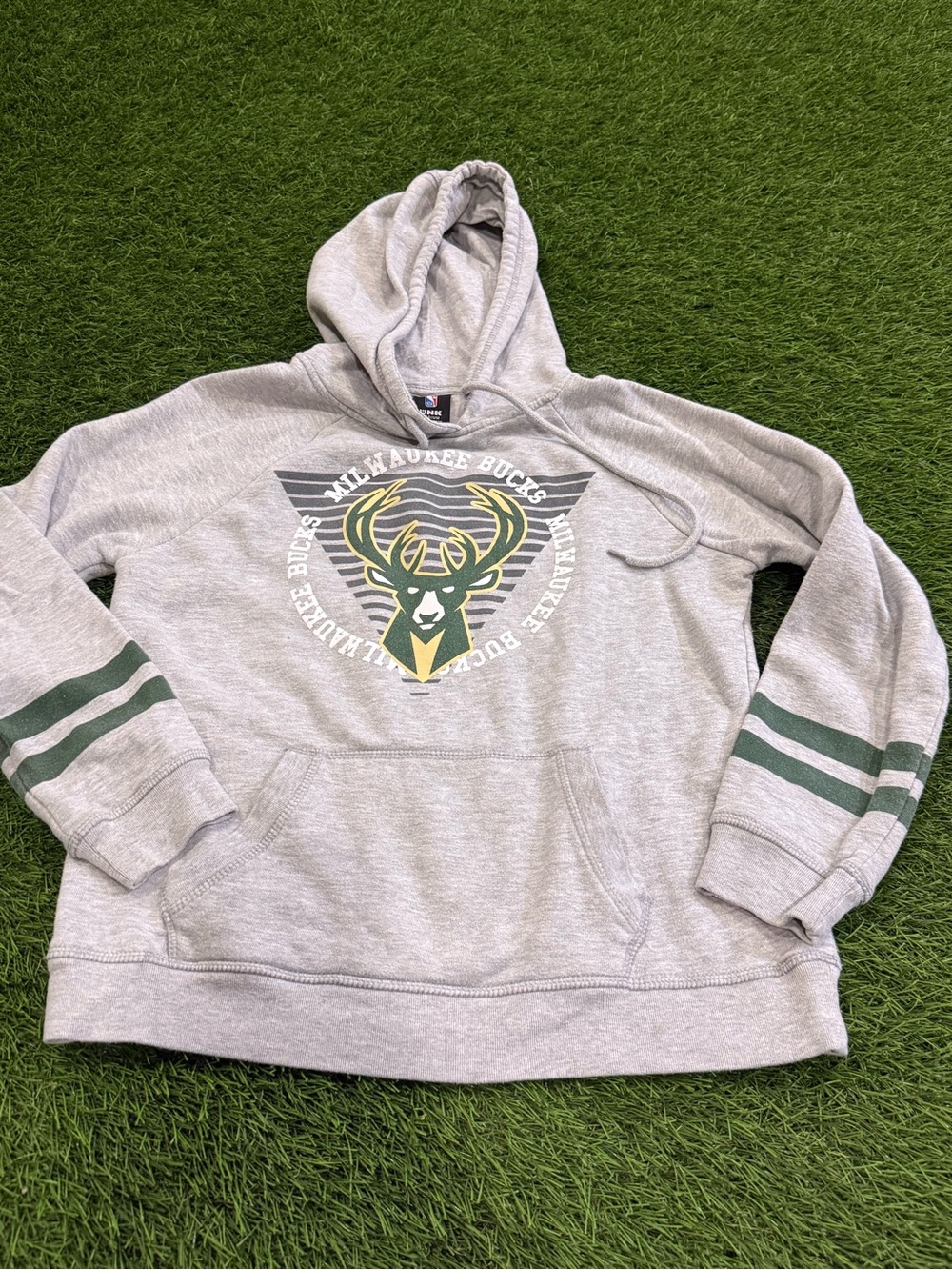 NBA Milwaukee Bucks Hooded Sweatshirt